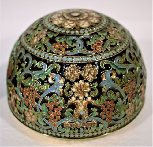 Art nouveau - Oeuf Russe en Argent doré et émail polychromes